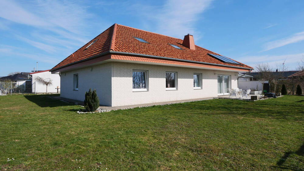 Einfamilienhaus Bad Lippspringe - 5 Zimmer, 170 m&sup2;, 595.000&euro; | Angebot:25820999