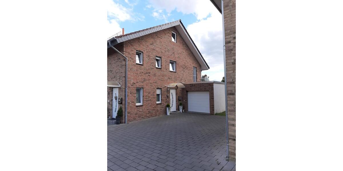 Erdgeschoßwohnung Steinheim - 4 Zimmer, 105 m&sup2;, 1.050&euro; | Angebot:26380604