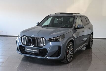 BMW iX1 38.257 km 48.950 &euro; Paderborn 33100