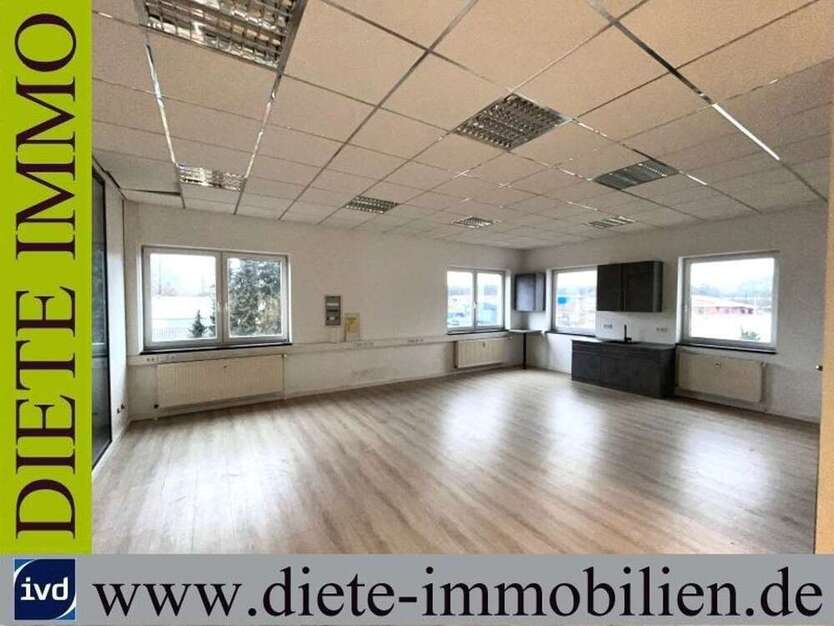 Büro in Schloß Holte-Stukenbrock 800 € 125 m²