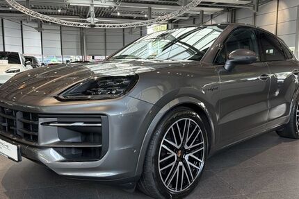 Porsche Cayenne 18.500 km 102.790 &euro; Paderborn 33100