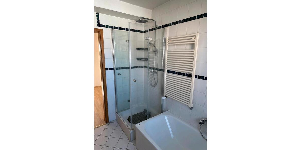 Dachgeschoßwohnung Lippstadt Garfeln - 2 Zimmer, 60 m&sup2;, 550&euro; | Angebot:26272557