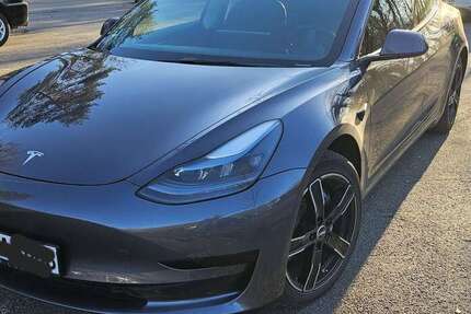 Tesla Model 3 46.000 km 26.500 &euro; Paderborn 33104