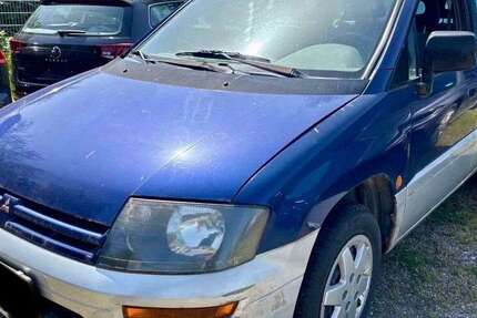 Mitsubishi Space Runner 186.485 km 1.500 &euro; Lichtenau 33165