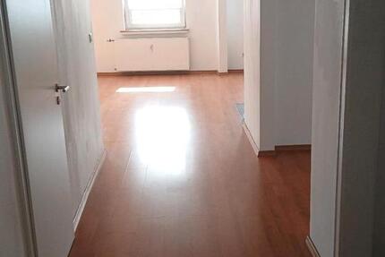 Haus Paderborn - 4 Zimmer, 123 m&sup2;, 1.200&euro; | Angebot:27592735