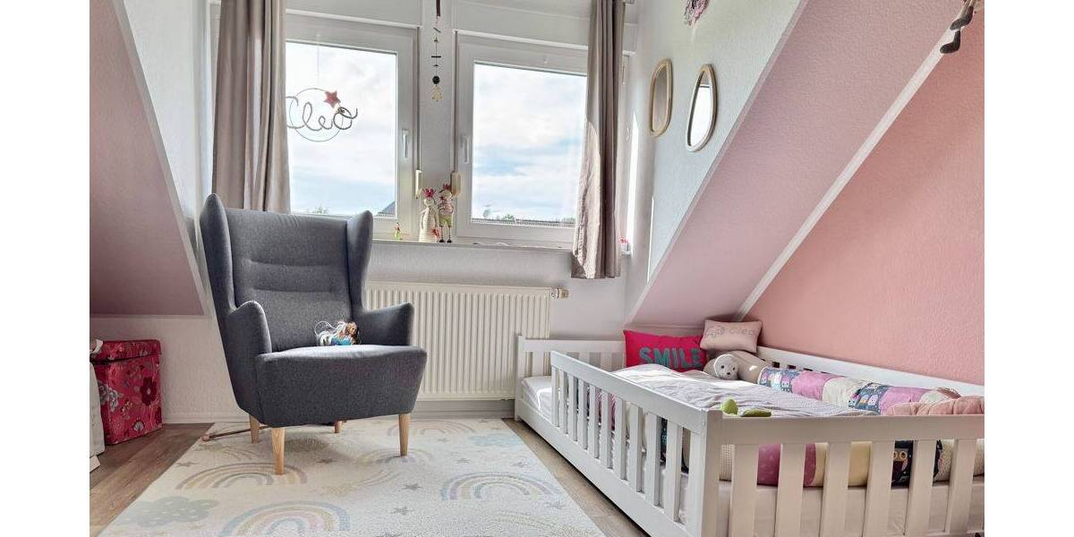 Etagenwohnung Augustdorf - 4 Zimmer, 127 m&sup2;, 1.080&euro; | Angebot:26887202