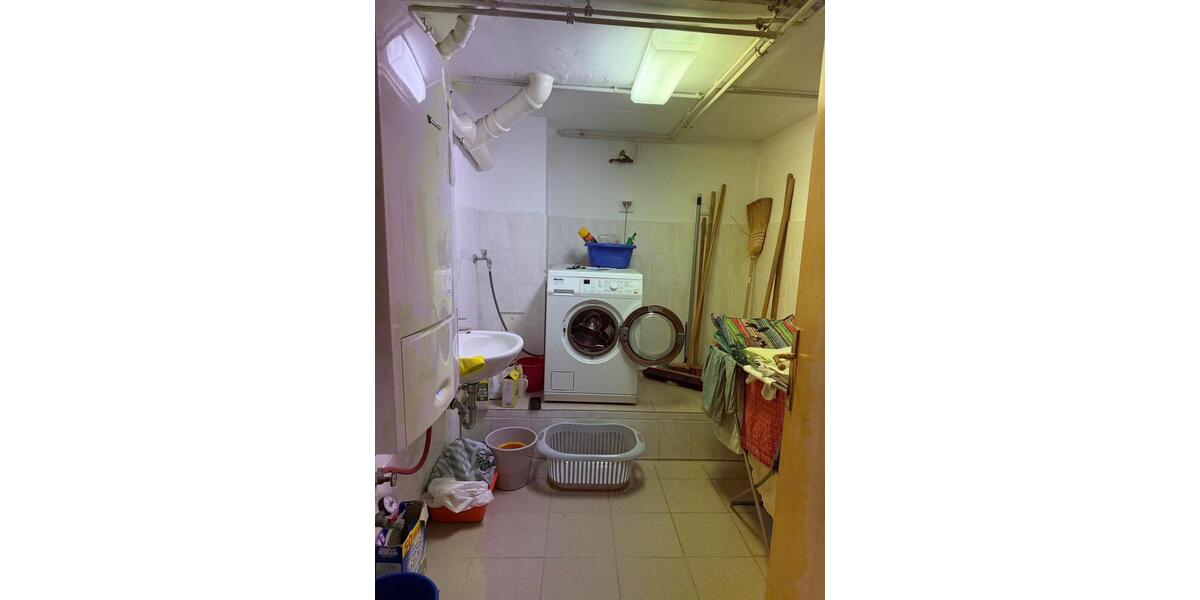 Etagenwohnung Schloß Holte-Stukenbrock Stukenbrock - 5 Zimmer, 150 m&sup2;, 1.650&euro; | Angebot:25416098