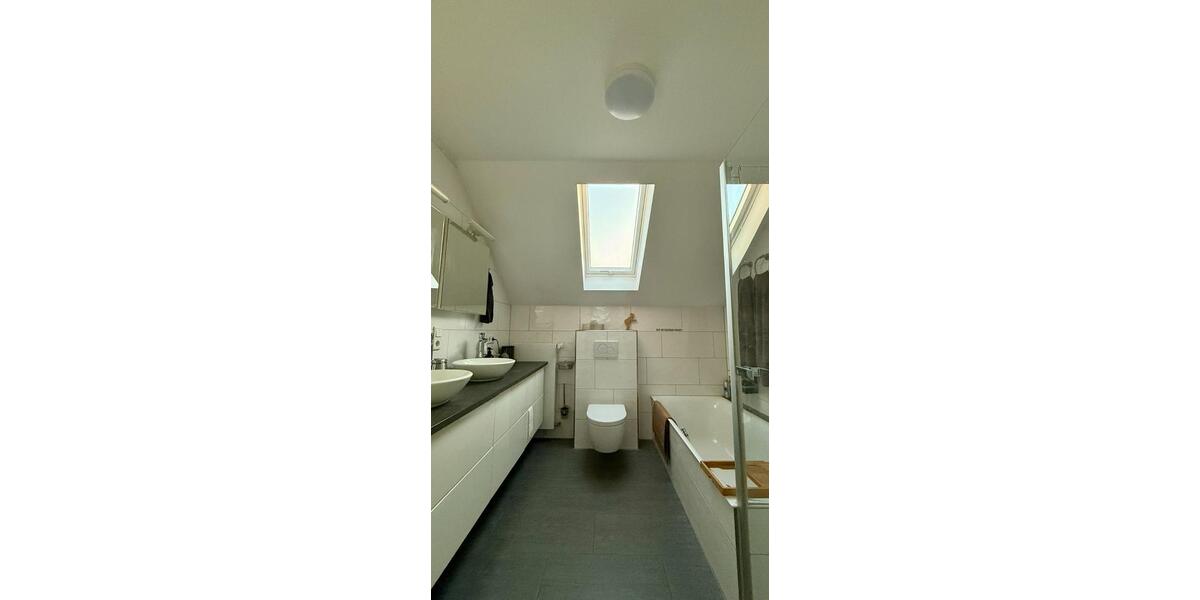 Reiheneckhaus mit Einliegerwohnung in Paderborn-Marienloh Haus 7 zimmer