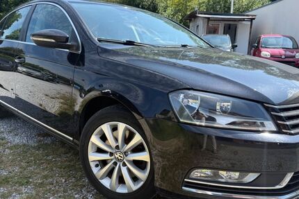 VW Passat 209.137 km 5.799 &euro; Paderborn 33106