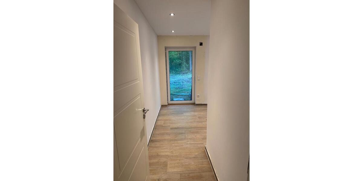 Erdgeschoßwohnung Paderborn Neuenbeken - 3 Zimmer, 100 m&sup2;, 1.500&euro; | Angebot:26262951