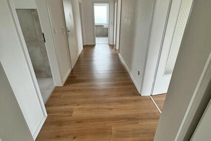 Wohnung Detmold Hakedahl - 4 Zimmer, 115 m&sup2;, 1.400&euro; | Angebot:24344693