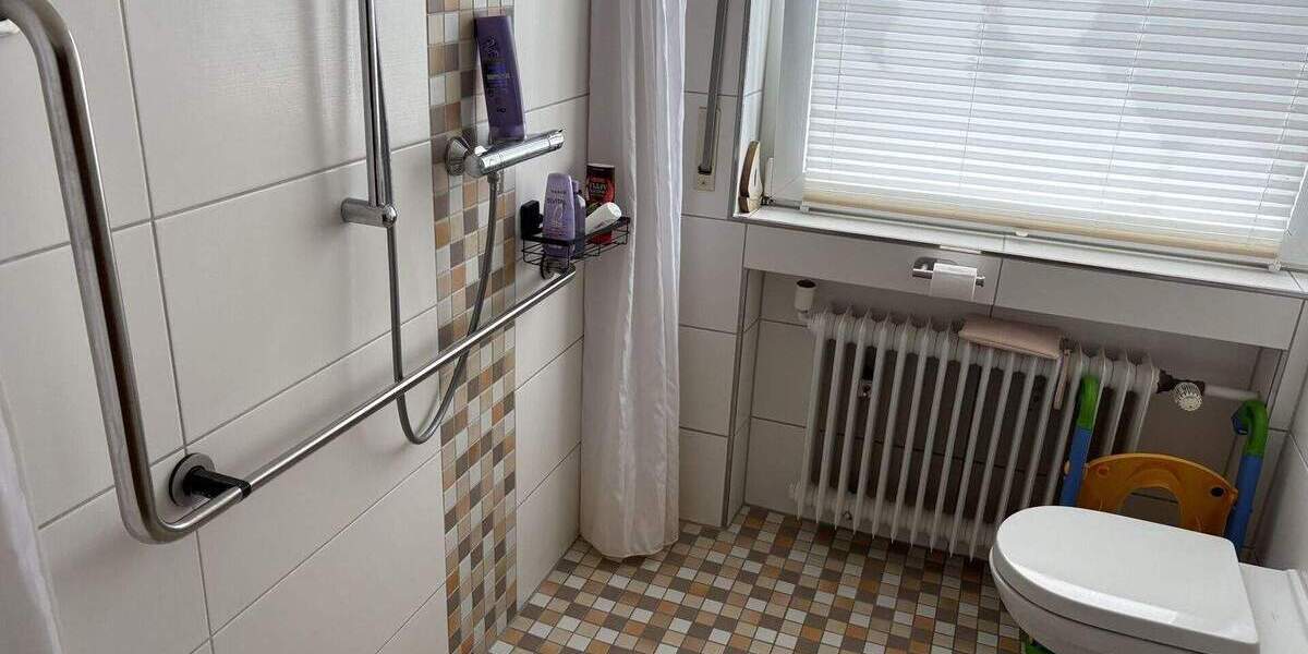 Einfamilienhaus Brakel - 4 Zimmer, 100 m&sup2;, 120.000&euro; | Angebot:26715532