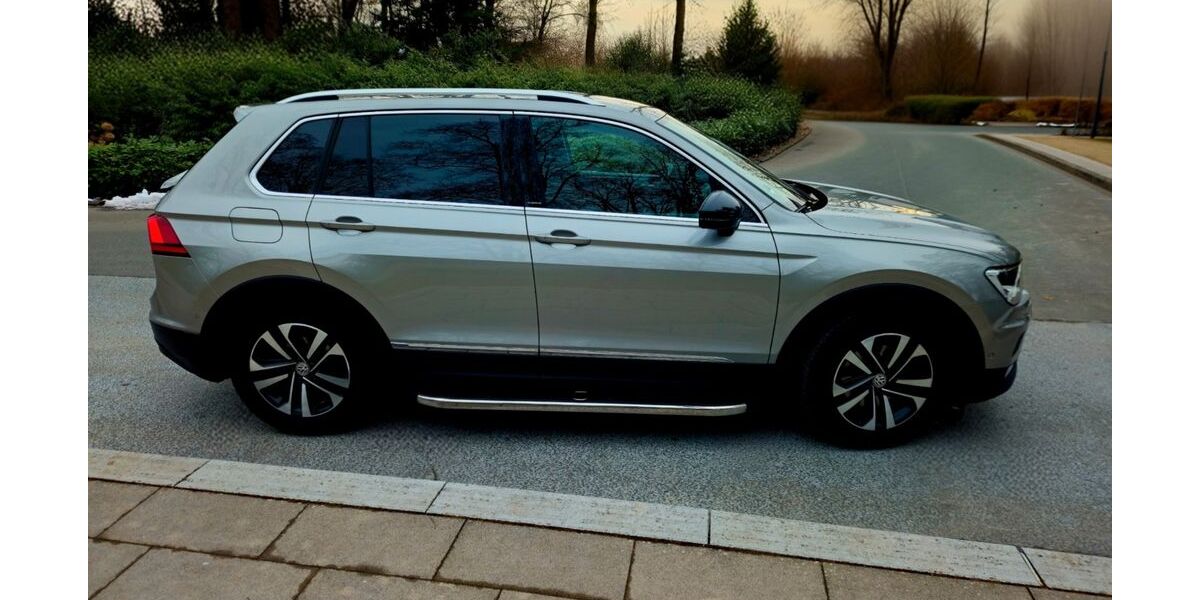 VW Tiguan 76.000 km 18.800 &euro; Bad Lippspringe 33175