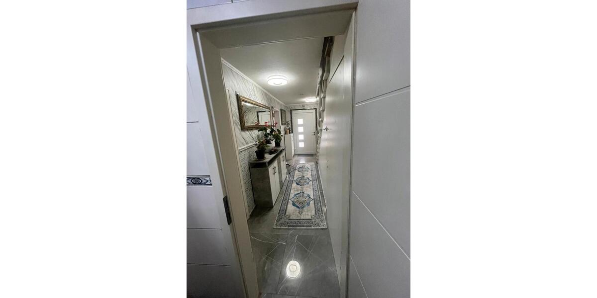 Einfamilienhaus Brakel - 7 Zimmer, 174 m&sup2;, 145.000&euro; | Angebot:25830575