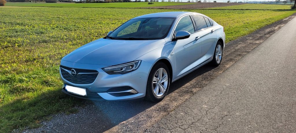 Opel Insignia 149.500 km 10.900 &euro; Paderborn 33102