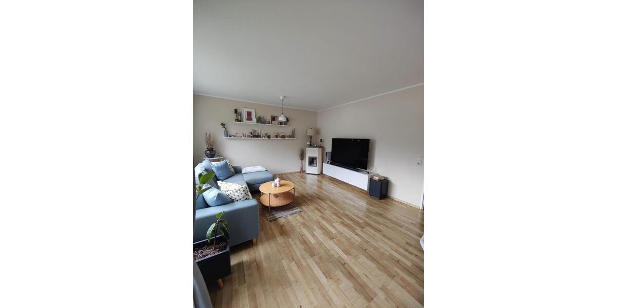 Schöne, helle Eigentumswohnung mit Randlage - 3ZKB + Abstellraum 3 zimmer