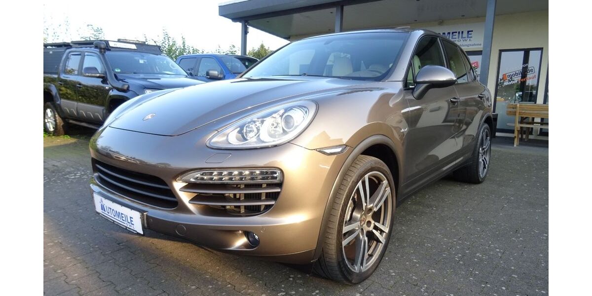 Porsche Cayenne 208.000 km 14.990 € OERLINGHAUSEN 33813
