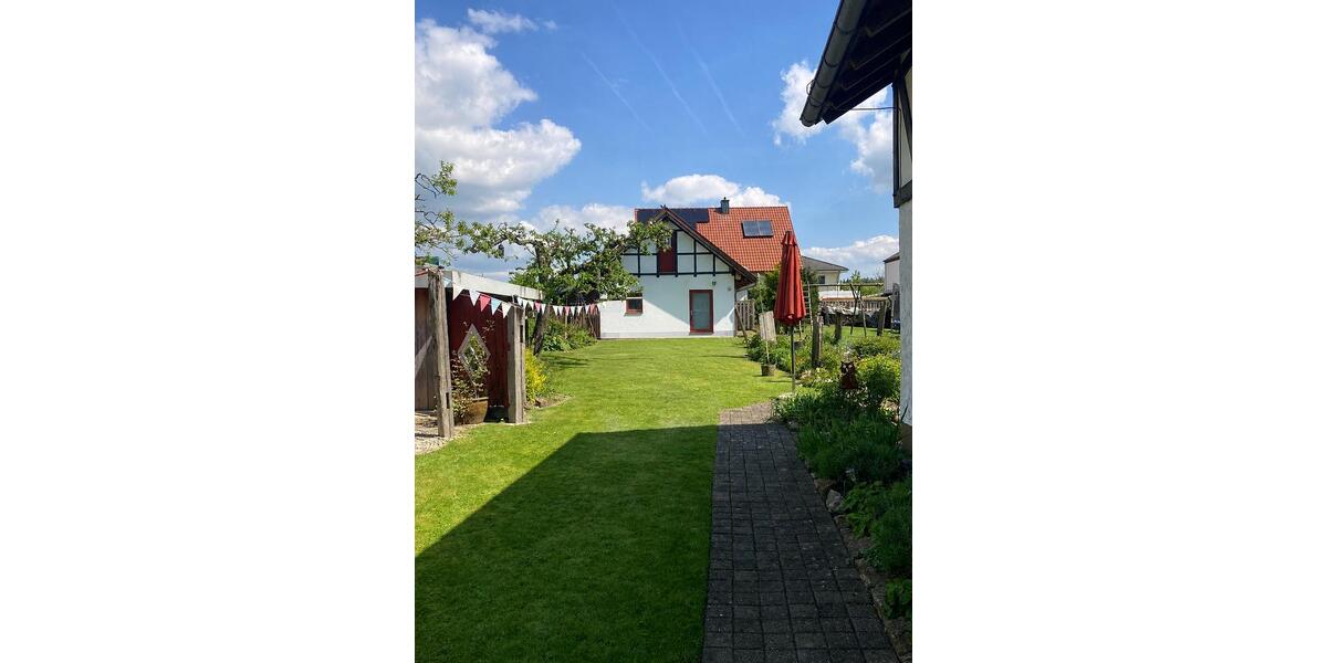 Bauernhaus, Landhaus Bad Wünnenberg - 14 Zimmer, 330 m&sup2;, 390.000&euro; | Angebot:27295998