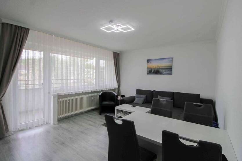 Wohnung zum Kaufen in Detmold 94.000 € 73 m²