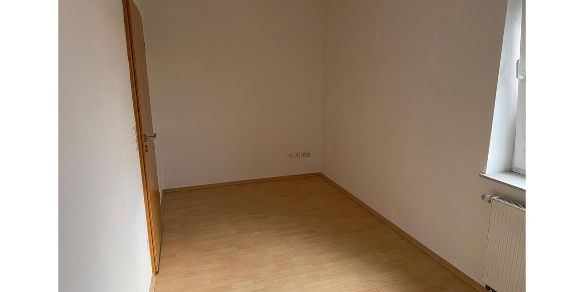 Dachgeschoßwohnung Schloß Holte-Stukenbrock Stukenbrock - 3 Zimmer, 82 m&sup2;, 255.000&euro; | Angebot:23190968