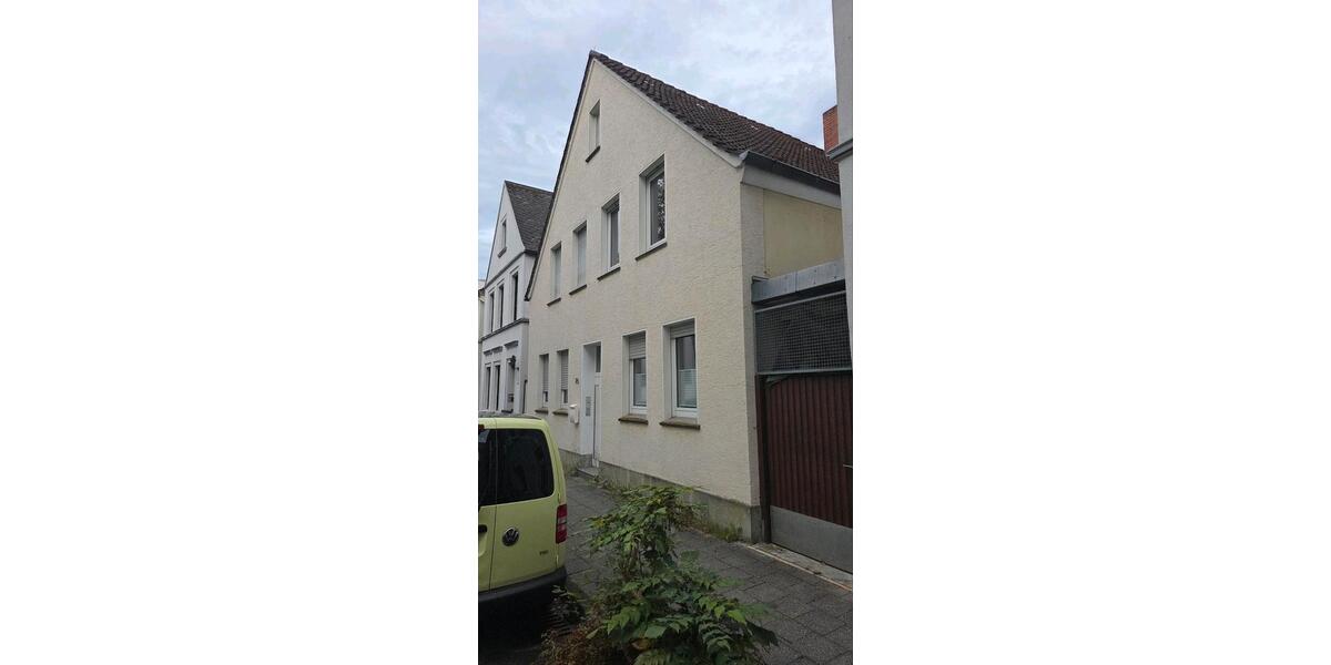 Einfamilienhaus Lippstadt - 6 Zimmer, 160 m&sup2;, 450.000&euro; | Angebot:27285267