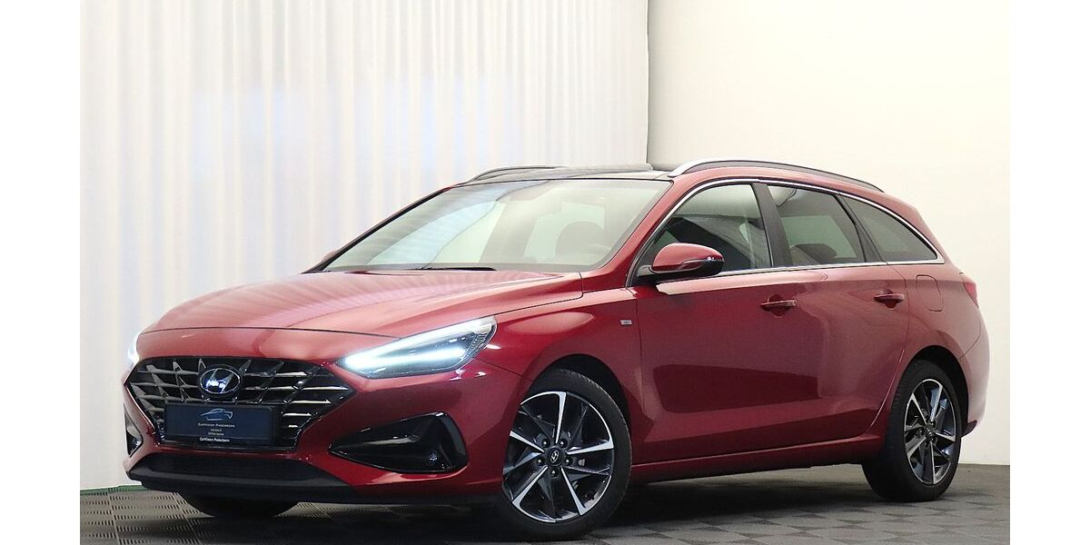 Hyundai i30 68.000 km 20.499 &euro; Bad Lippspringe 33175