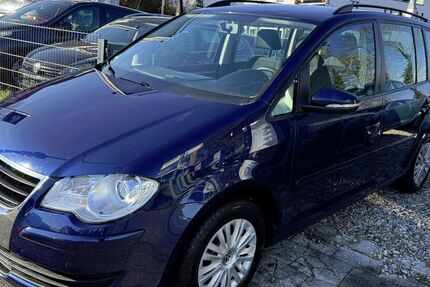 VW Touran 186.000 km 3.499 € Paderborn 33100
