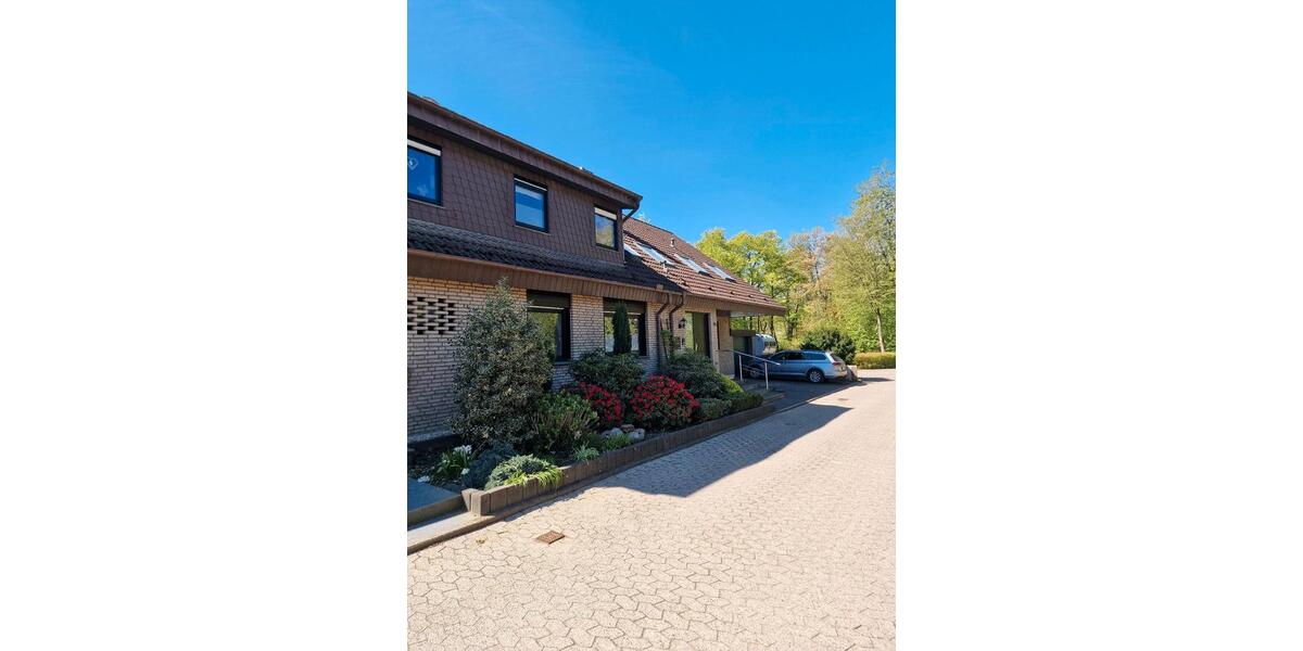 Dachgeschoßwohnung Oerlinghausen - 3 Zimmer, 74 m&sup2;, 198.500&euro; | Angebot:26549442