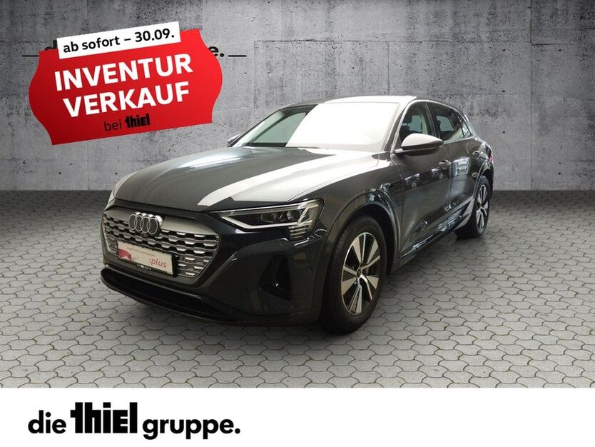 Audi Q8 e-tron 15.900 km 52.900 € Paderborn 33100