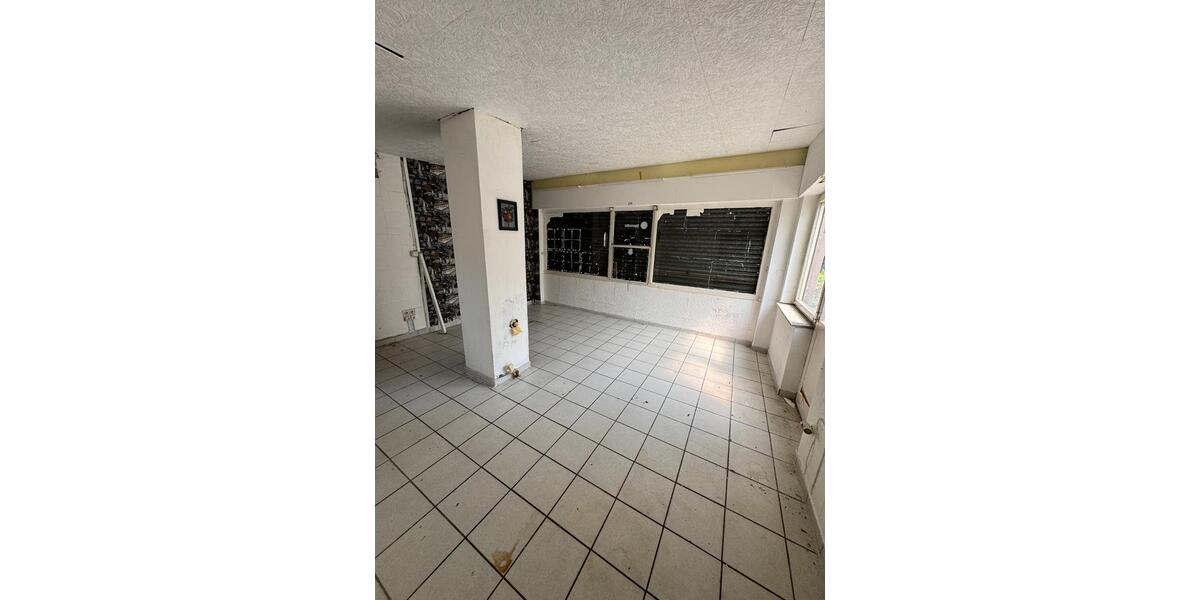 KioskImbissGewerbeflöche vielseitig nutzbar zu vermieten zimmer