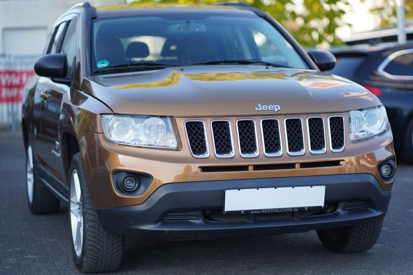 Jeep Compass 162.409 km 7.500 € Rheda-Wiedenbrück 33378