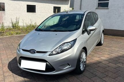 Ford Fiesta 224.145 km 2.990 &euro; Bad Wünnenberg Helmern 33181
