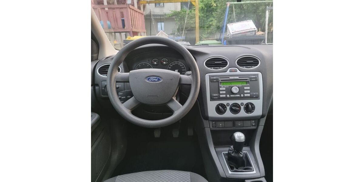 Ford Focus 149.000 km 2.500 &euro; Detmold 32758