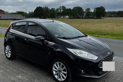 Ford Fiesta 60.000 km 8.200 &euro; Verl 33415