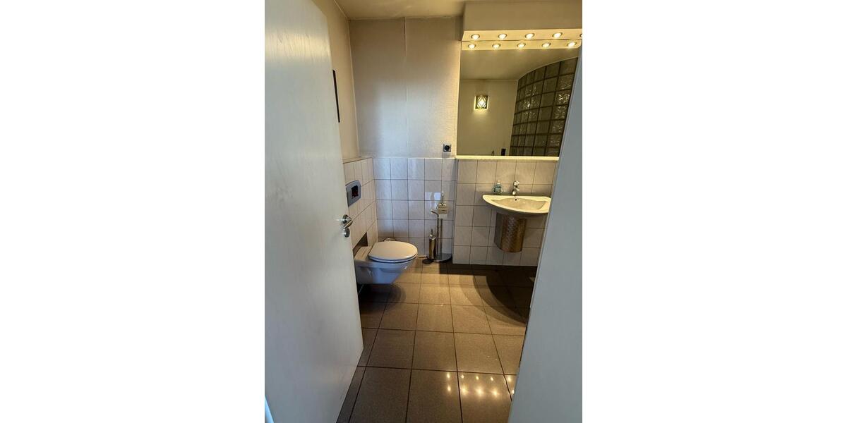 Gewerbeobjekt Detmold Hakedahl - 1.875&euro; | Angebot:25896564