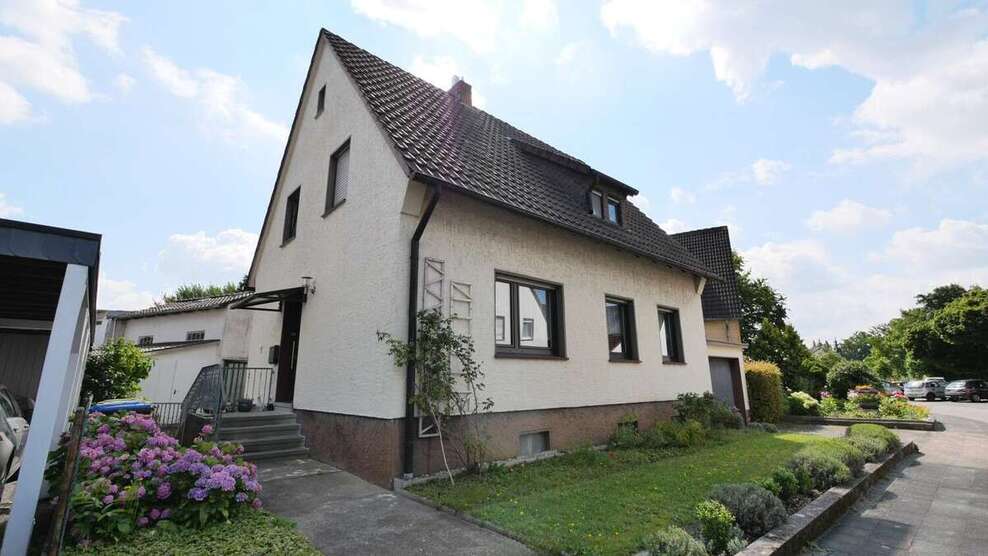 Haus zum Kaufen in Paderborn Schloß Neuhaus 389.000 € 135 m² 6 zimmer