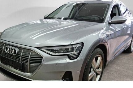Audi e-tron 61.384 km 34.770 &euro; Detmold 32756