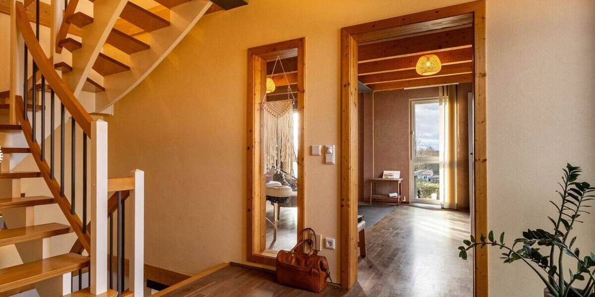 Einfamilienhaus Marsberg / Meerhof Meerhof - 9 Zimmer, 295 m&sup2;, 349.000&euro; | Angebot:26028204