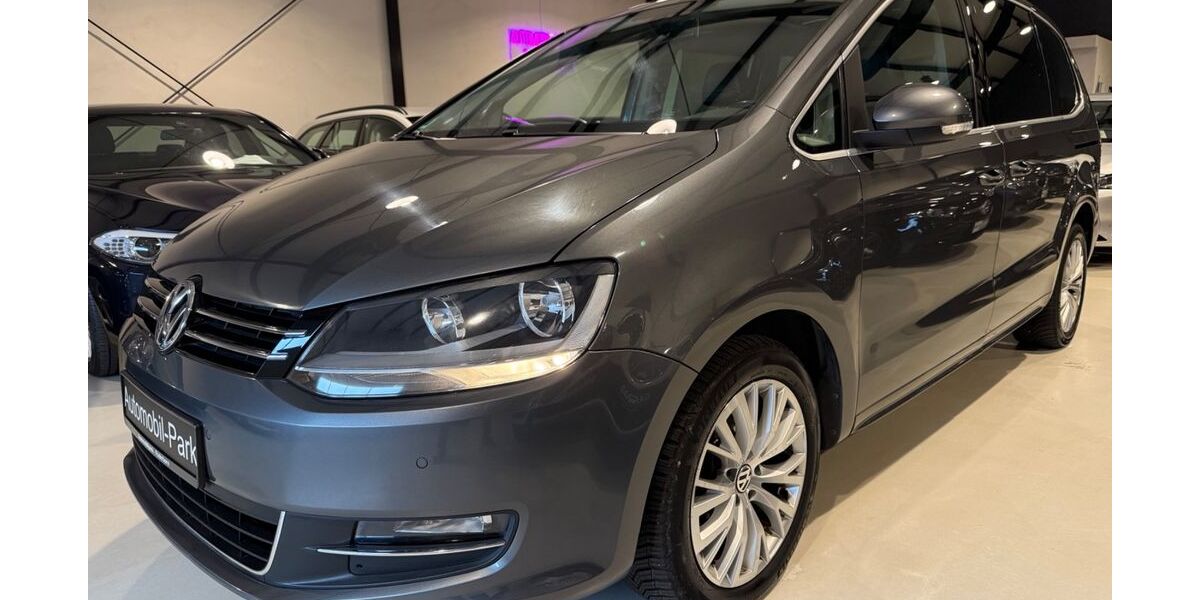 VW Sharan 161.345 km 13.990 € Paderborn 33102