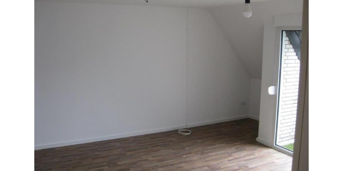 Dachgeschoßwohnung Delbrück - 2 Zimmer, 95 m&sup2;, 790&euro; | Angebot:26589116
