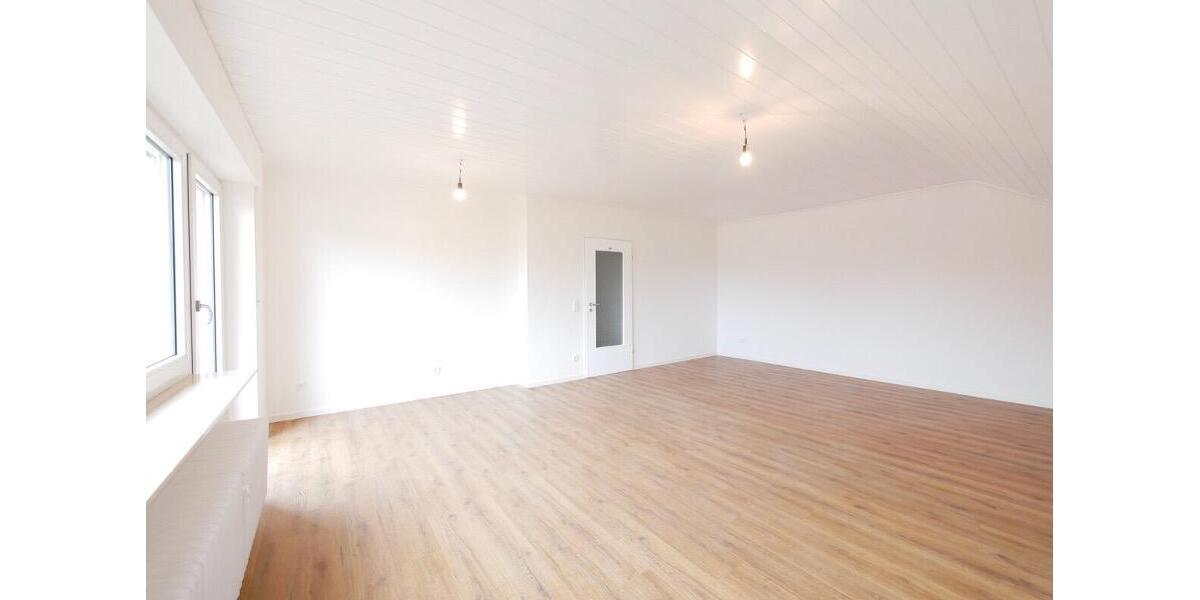 Dachgeschoßwohnung Paderborn Elsen - 3 Zimmer, 67 m&sup2;, 750&euro; | Angebot:26610396