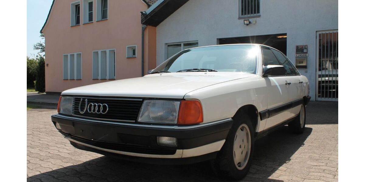 Audi 100 174.900 km 4.950 € Augustdorf 32832