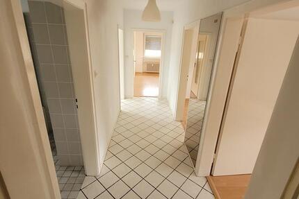 Tolle EG Wohnung 2,5 ZKBB in Salzkotten im 2 ZFH 2 zimmer