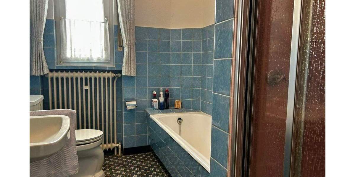 Einfamilienhaus Steinheim Sandebeck - 9 Zimmer, 209 m&sup2;, 249.000&euro; | Angebot:25687387