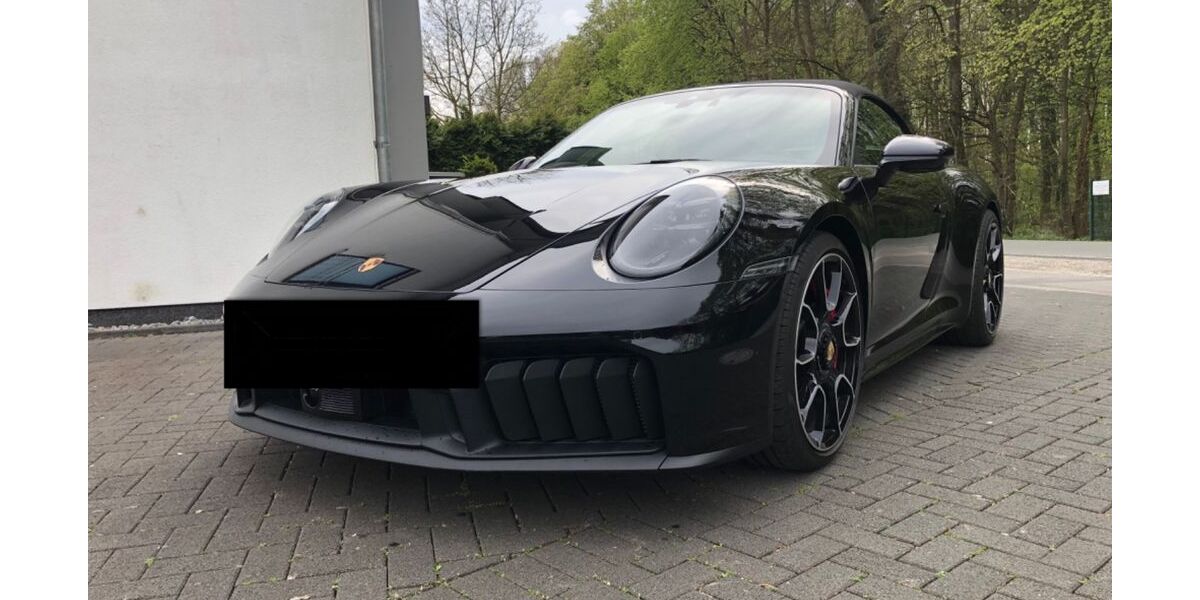 Porsche 992 2.500 km 191.900 &euro; Horn-Bad Meinberg 32805