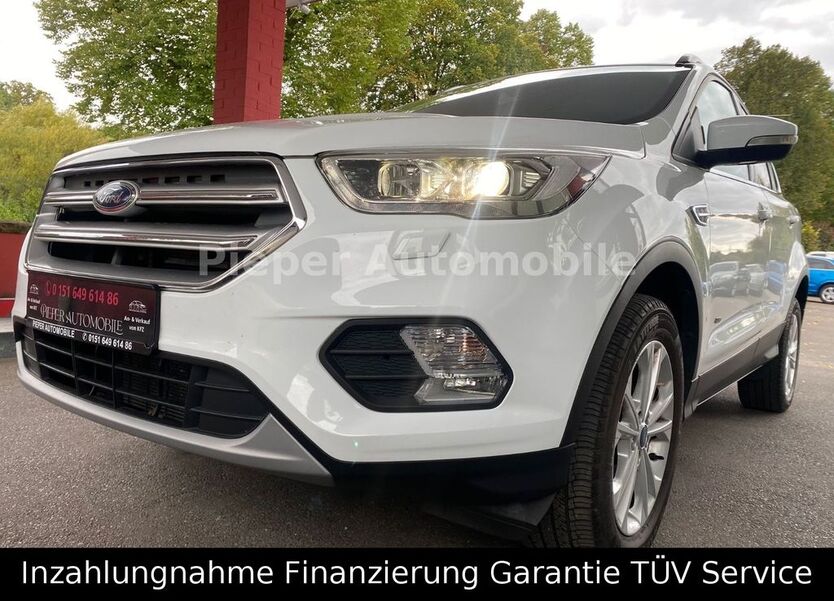 Ford Kuga 75.000 km 16.490 € Oerlinghausen 33813