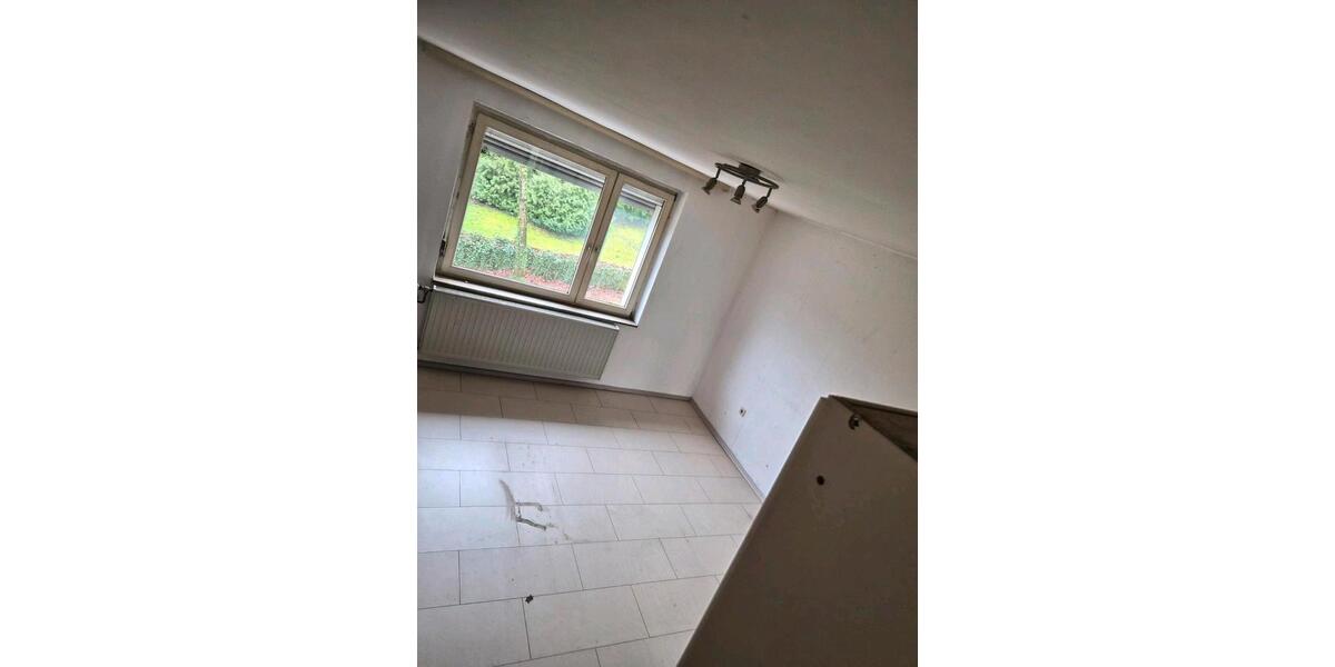 Einfamilienhaus Willebadessen - 5 Zimmer, 166 m&sup2;, 123.000&euro; | Angebot:27444014