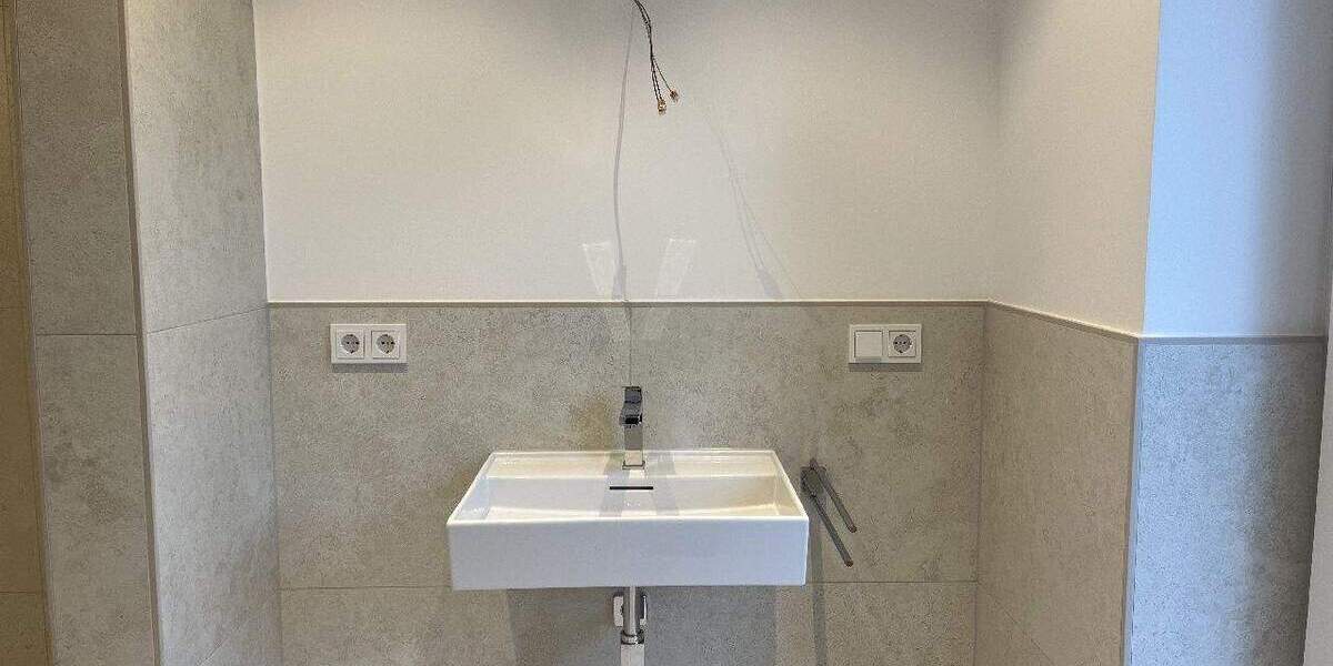 Etagenwohnung Paderborn Kernstadt - 2 Zimmer, 98 m&sup2;, 1.400&euro; | Angebot:25741570