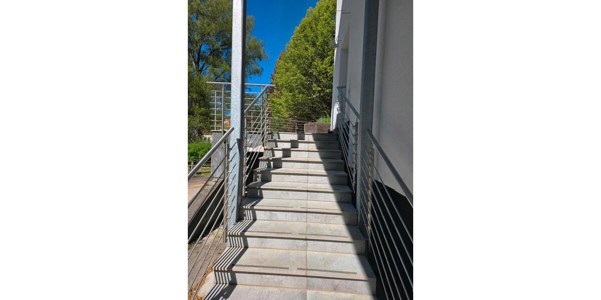 Erdgeschoßwohnung Marsberg - 2 Zimmer, 76 m&sup2;, 900&euro; | Angebot:26596475