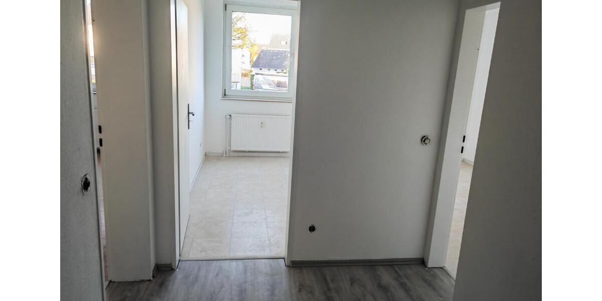Erdgeschoßwohnung Paderborn - 4 Zimmer, 83 m&sup2;, 165.000&euro; | Angebot:27474944